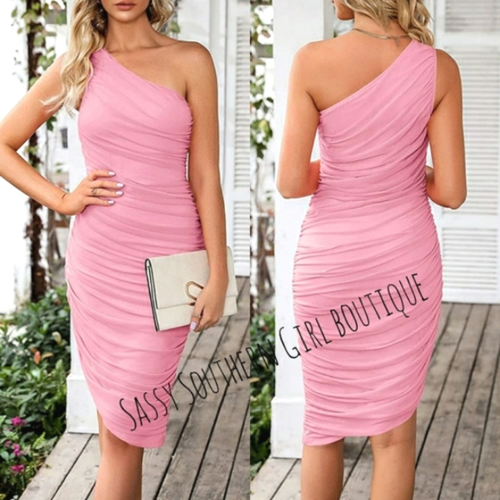 🆕⭐Sweet pink mesh ruched one shoulder midi dress